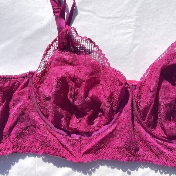 Torrid Curve Bra 4 Plus Size 4X Magenta Pink Underwire Lace - Picture 2 of 4